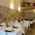 Palazzo Simposio 住宿加早餐酒店