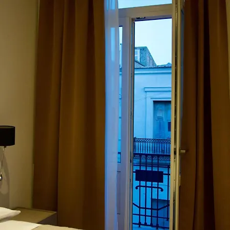 Palazzo Simposio 3* Torre Maggiore